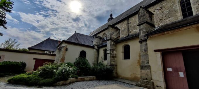 Reims/Epernay: Champagne Day Tour With Tastings - Champagne House Visit