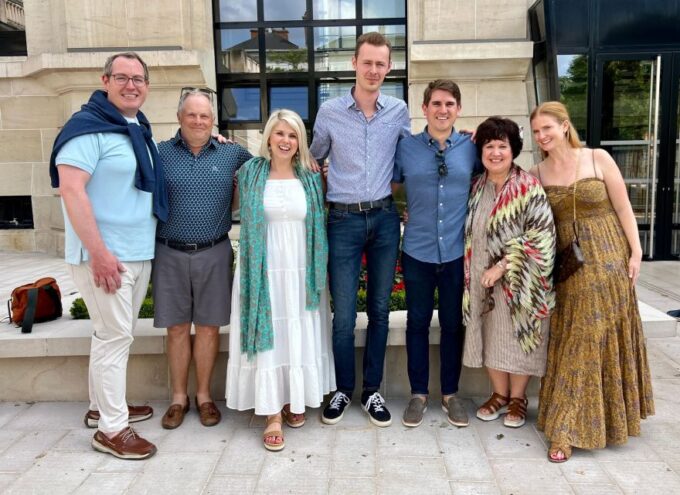 Reims/Epernay: Private Veuve Clicquot Champagne Tasting Tour - Family Estate Champagne Tasting