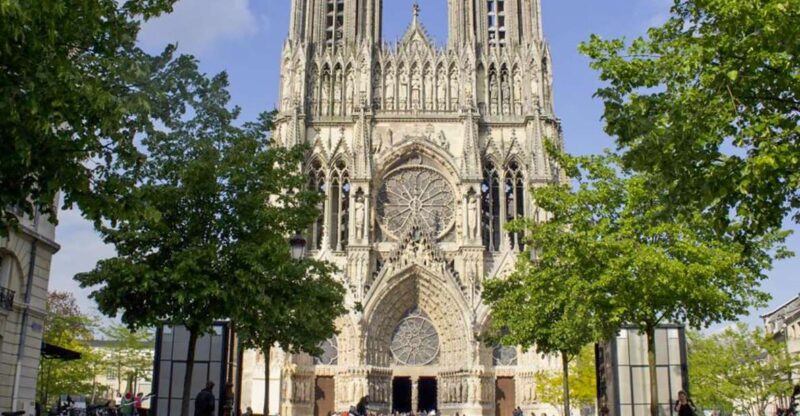 Reims: Guided Tour of Cathedral of Notre Dame De Reims - Key Points