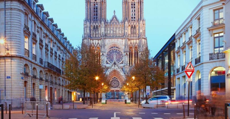 Reims: Self-Guided Highlights Scavenger Hunt & Walking Tour - Tour Highlights and Activities
