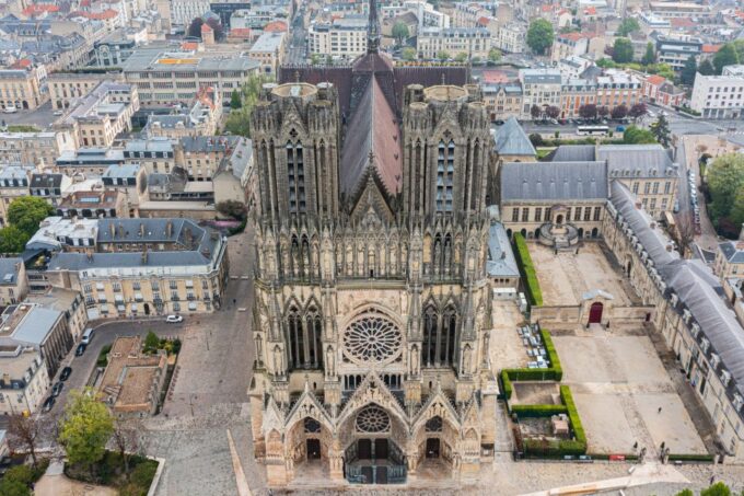 Reims: Self-Guided Highlights Scavenger Hunt & Walking Tour - Activity Description and App Usage