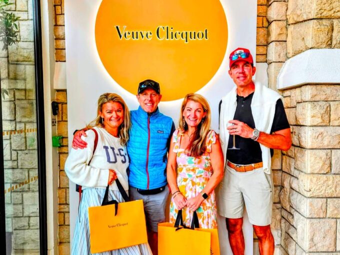 Reims: Veuve Clicquot Tasting Private Tour in Champagne - Customer Reviews
