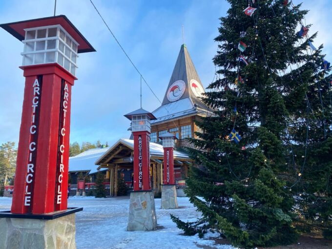 Reindeers, Husky and Santa Claus Village Summer Combo Tour - Interact With Huskies