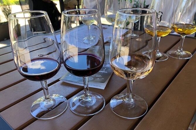 Relaxing Afternoon Wine Tour Through Niagaras Wine Country - Meet the Winemakers