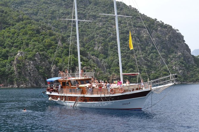 Relaxing Cruise With Lunch in Marmaris - Included Offerings