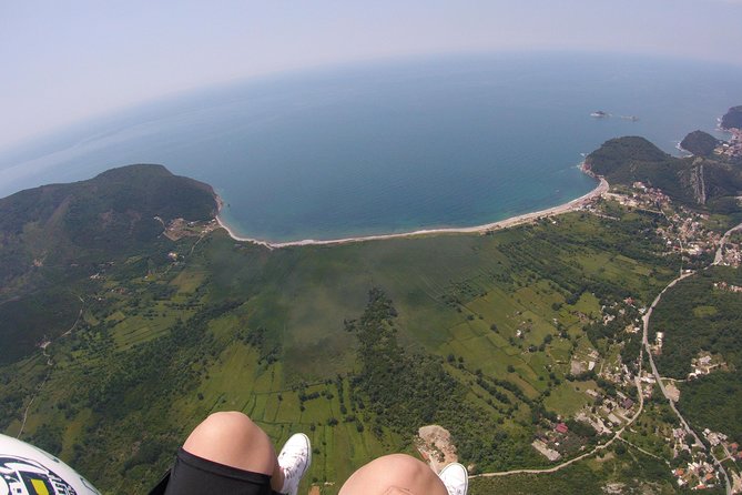 Relaxing Flight in Petrovac - Discovering the Natural Beauty of Petrovac