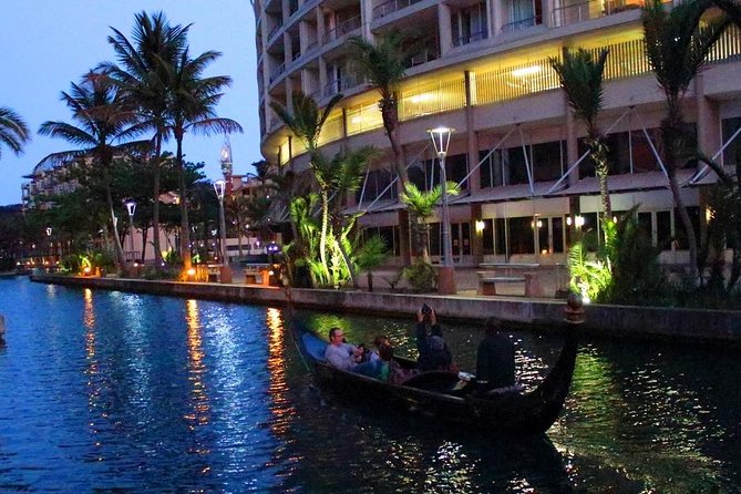 Relaxing Gondola Boat Ride on the Durban Point Waterfront Canal - Transportation and Meeting Point
