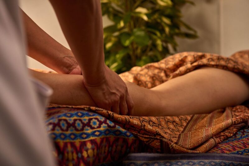 Relaxing Oil Massage - Massage Description