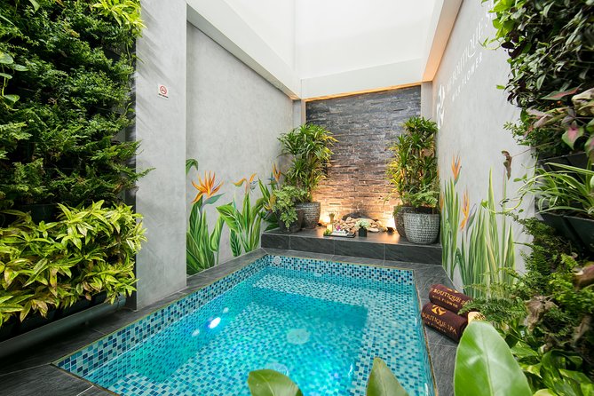 Relaxing Package In 150 Minutes At Mf Boutique Spa - Swedish Massage Technique