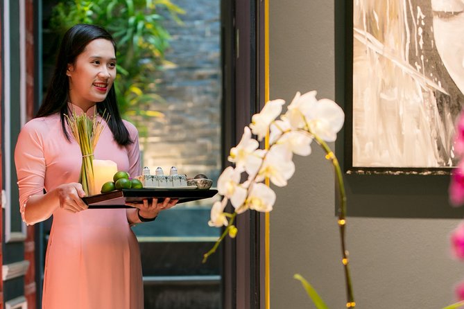 Relaxing Package In 150 Minutes At Mf Boutique Spa - Facial Refresh Treatment
