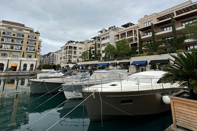 Reliable Montenegro Airport Transfer - Transportation Features and Amenities
