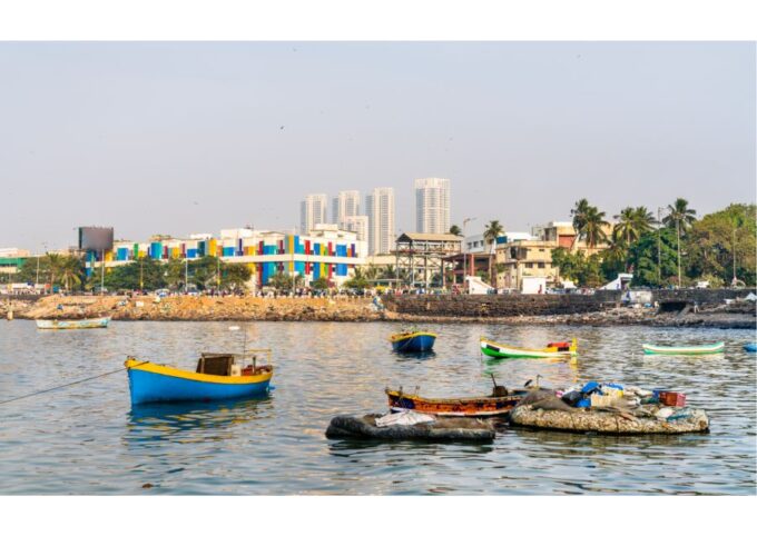 Religions of Mumbai (Guided Half Day Sightseeing City Tour) - Meeting Point