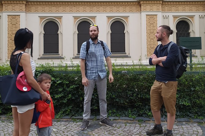 Religious Prague Walking Tour - Meeting and Ending Points