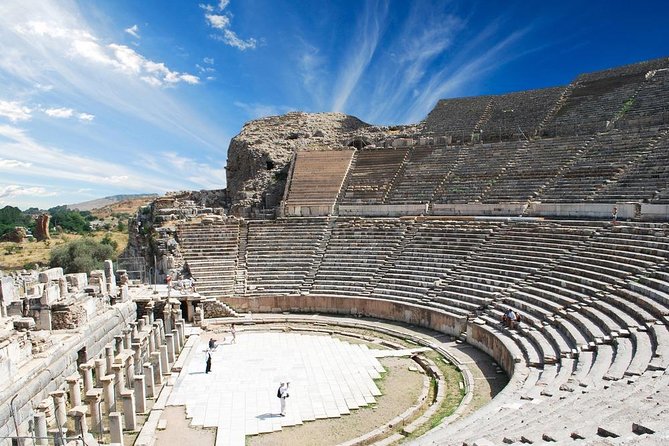 Remains of Ephesus Tour From Kusadasi - Small Group - Experience the Unique Ephesus 3D Museum