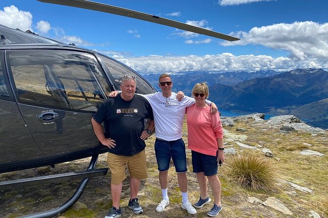 Remarkables Discovery Helicopter Tour From Queenstown - Alpine Landing Experience