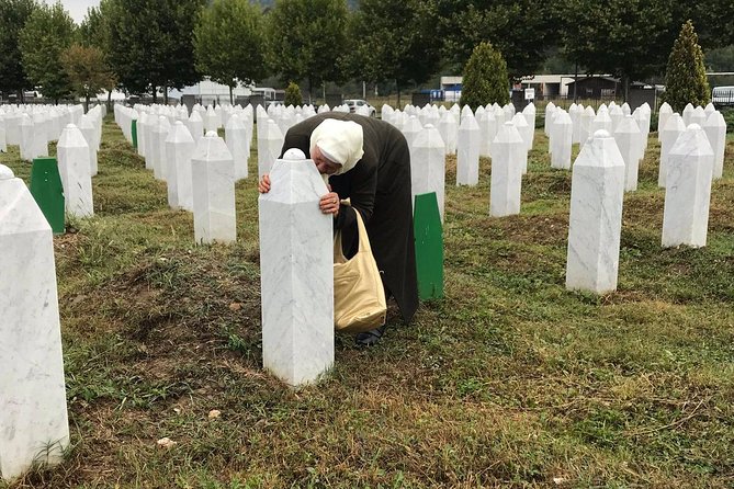 REMEMBERING SREBRENICA (Genocide Study Tour 11/07/95) - Historical Context