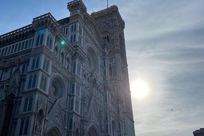 RENAISSANCE SECRETS WITH ELVIS - Walking Experience - Booking Information