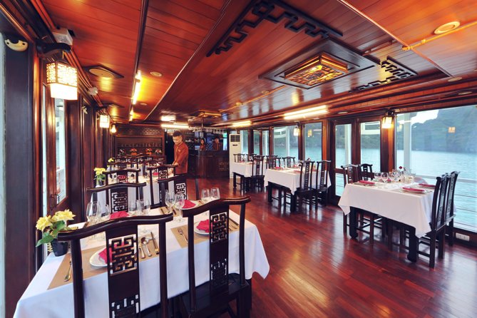 Renea Cruises - The Best Small Group 2D1N in Bai Tu Long - Onboard Experiences