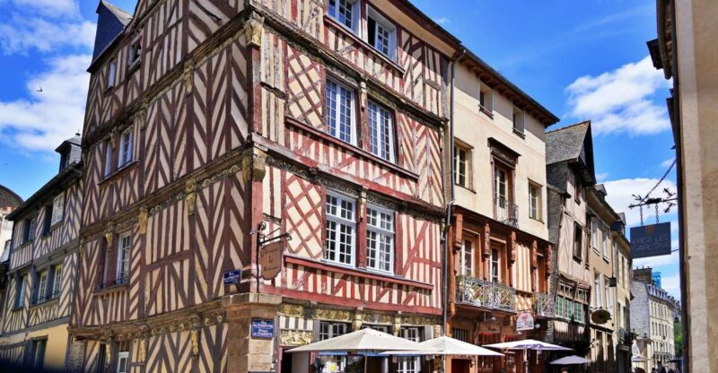 Rennes: Birthday Mission Outdoor City Game - Duration and Availability
