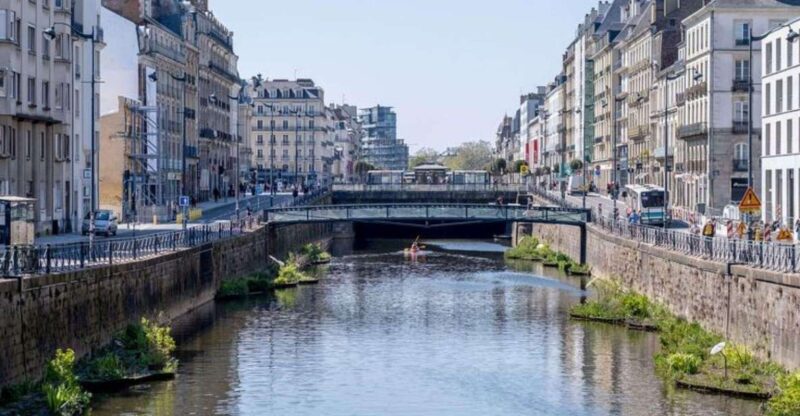 Rennes: Photoshoot Experience - Minimum Photos and Delivery
