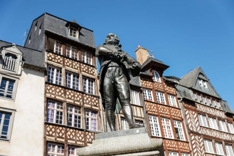 Rennes: Private Guided Walking Tour - Place Des Lices