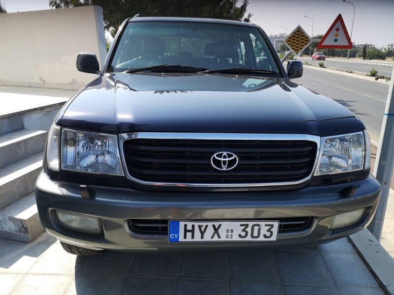 Rent a 4WD Toyota Landcruiser - Key Points