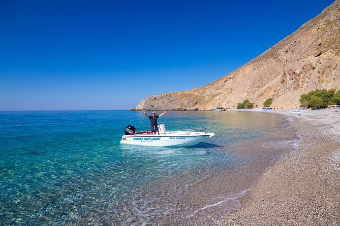 RENT a BOAT 5.5m - 30HP LICENSE FREE Chora Sfakion, SfakiaTranslated Text:Rent a 5.5m BOAT With a 30HP Engine, No LICENSE Required, in Chora Sfakion, Sfakia - Explore Southern Coast of Crete