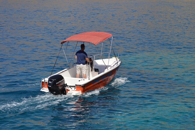 RENT A BOAT 5.5m-30hp LICENSE FREE MARATHI - Boat Specifications and Capacity