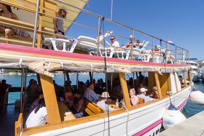 Rent a Boat! (Group Option - Half Day) - Meeting and Pickup Details