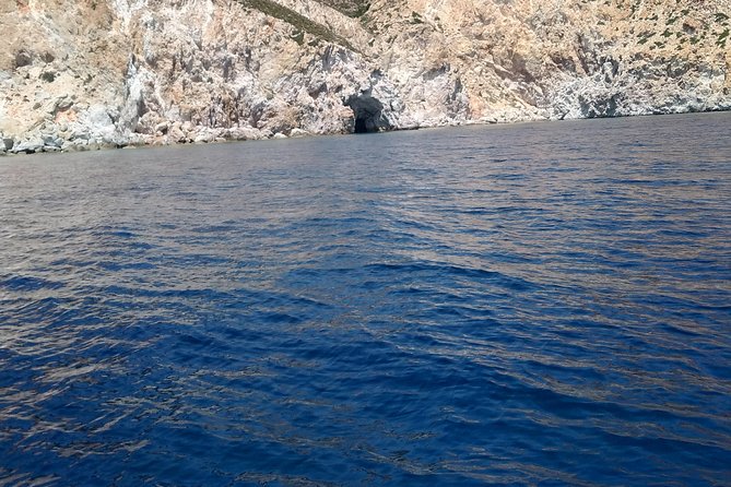 Rent a Boat in Milos - Safety Considerations
