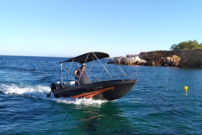 Rent a Boat Licence-Free to Discover Paros - Boat Model and Safety