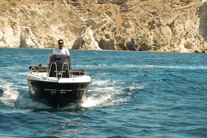 Rent a Boat With 30/50hp Engine in Santorini Without a License - Safety Considerations for Unlicensed Boating