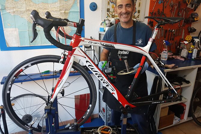 Rent a Carbon or Aluminum Road Bike in Sicily - Rental Inclusions and Policies