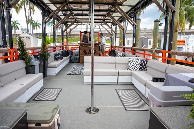 Rent a Day Party Club Boat in Miami on the Champagne Showers!! - Tropical Weather in Miami