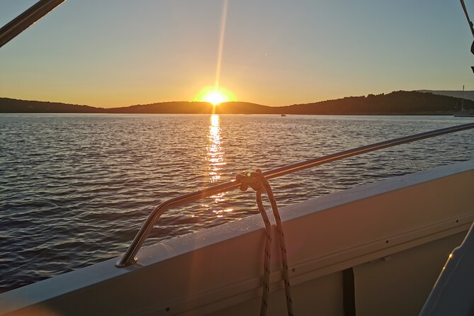 Rent a Luxury Speed Boat for Great Fun on This Elaphiti Islands Tour - Included Amenities