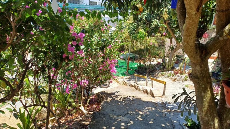 Rent a Tent to Eat and Party at Co Tien Lu Restaurant - Location and Atmosphere