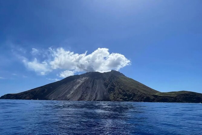 Rent Our Boat Principessa in Stromboli - Accessibility and Transportation