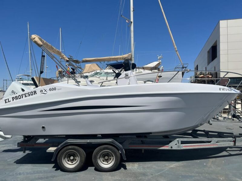 Rent Your Boat in Torrevieja - 4 Hours - Check-in and Check-out