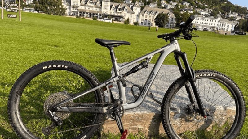 Rentals | Mountain Bike - Full Suspension - Bike Specifications