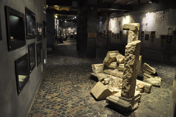 Replaced Warsaw Uprising Museum, WWII - Key Points