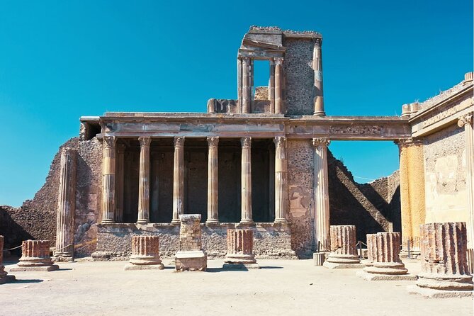 Reserved Entrance to Pompeii Ruins With Digital Audio Guide - Accessibility and Transportation Information