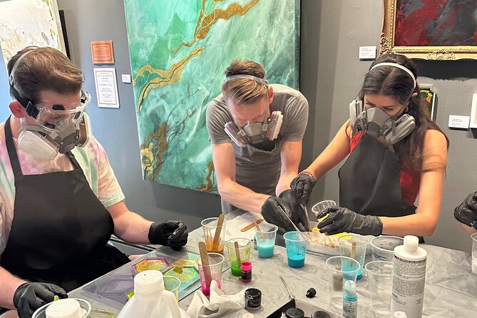 Resin Artwork in a Nolita Artists Studio - Refreshment Options During the Class