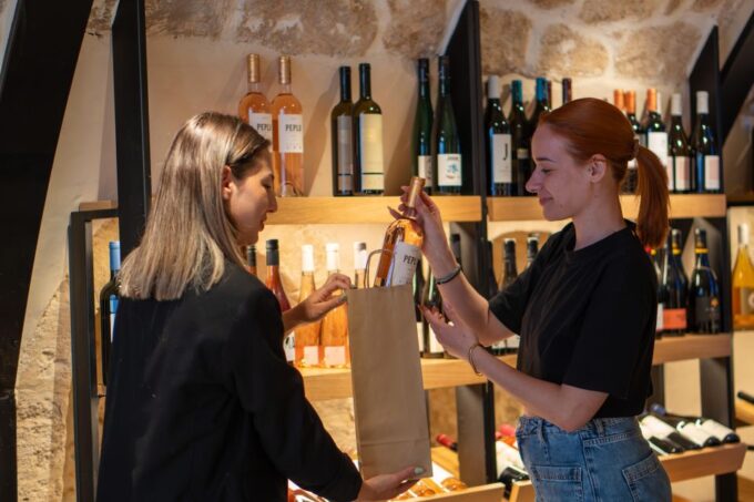 Rethymno: Cretan Wine Tasting Guided Tour With Local Food - Meeting Point and Venue