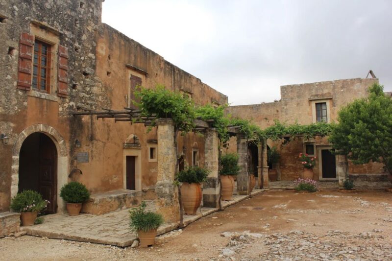 Rethymno History, Arts & Crafts Private Tour - Key Points