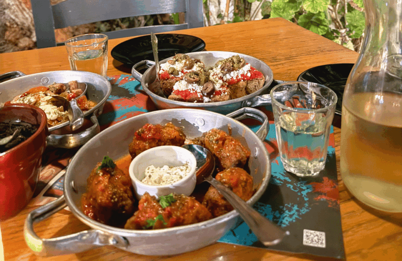 Rethymno Old Town: A Traditional Cretan Food Tour - Meeting Point and Rating