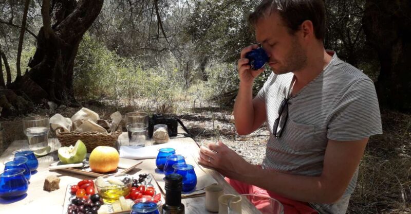 Rethymno: Olive Oil Tasting With Cretan Food Pairing - Choosing and Buying Olive Oil