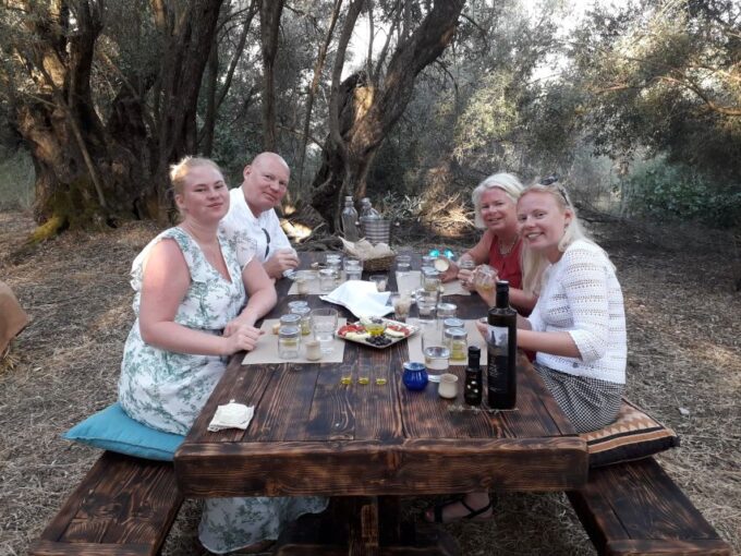 Rethymno: Olive Oil Tasting With Cretan Food Pairing - Reserving and Cancellation Details