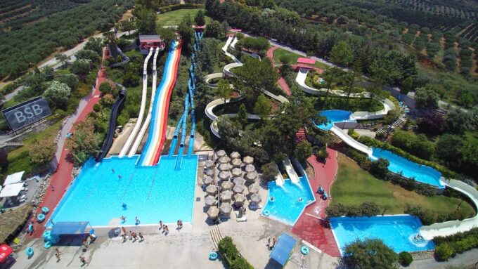 Rethymno: Roundtrip Bus Transfer to WaterPark Limnoupolis - Recap