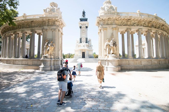 Retiro Park Walking Tour in Madrid - Traveler Reviews and Experiences