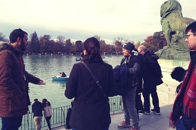 Retiro Park Walking Tour in Madrid - Local Flora and Fauna